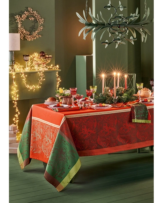 Save 60% on the Noel Fruite Rouge Tablecloth—red, green, and festive designs in stain-resistant cotton.